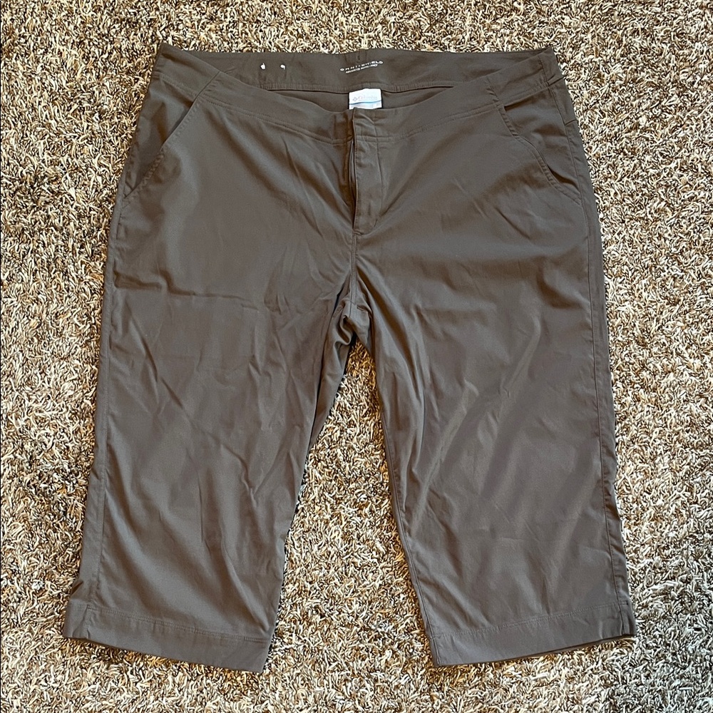 Columbia Women’s Capri Pants Sz18
